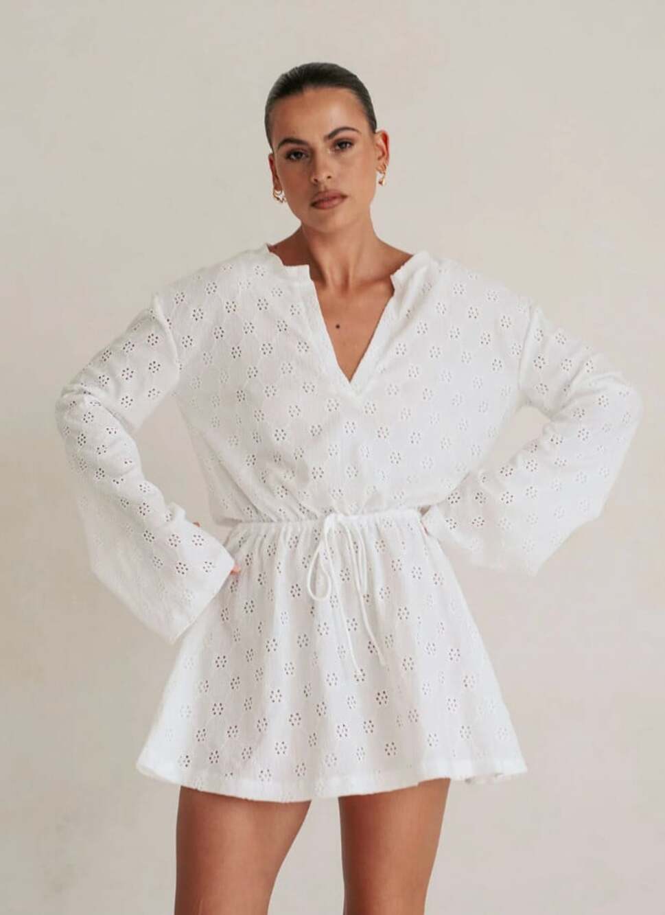 SABO NWT Berkley Mini Dress in White Size Large Long Sleeve V Neck